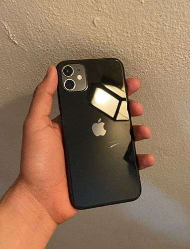 iPhone 11 (Usado)