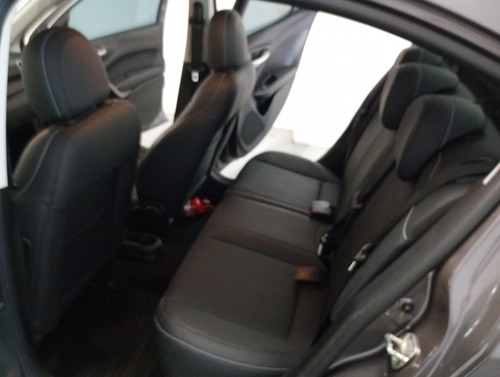 Fiat Cronos 1.8 16v Precision At6 Pack Premium