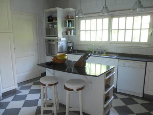 Imagen 6 de 27 de Venta Casa 5 Dormitorios En Suite En Highland Park