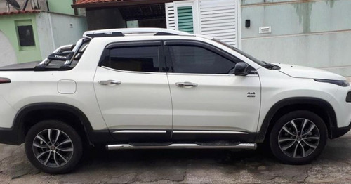 Imagem 2 de 8 de Fiat Toro Volcano