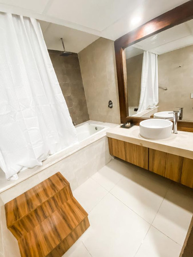 Aldea Thai - 2 Rec/ La Mejor Ubicación A Metros Del Mar Precio Para Vender!!