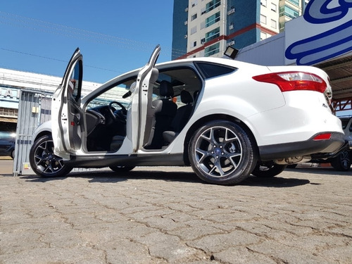 Focus Titanium Plus Com Teto Solar, Revisado.