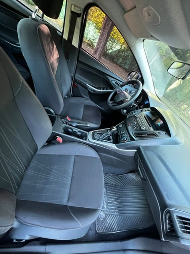 Imagen 13 de 15 de Ford Focus S Gnc