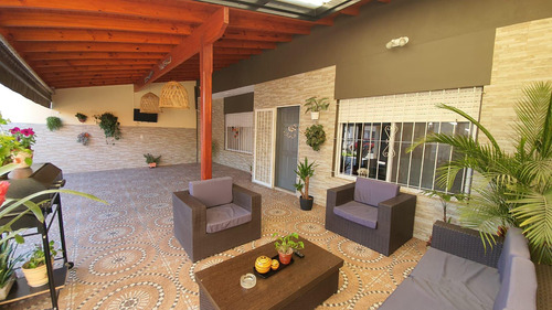 Casa 3 Amb. Reciclada A Nueva