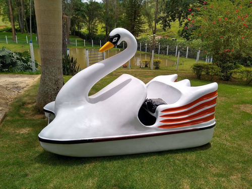 Pedalinho Cisne Novo/sem Uso - Ferragens 100% Aço Inox