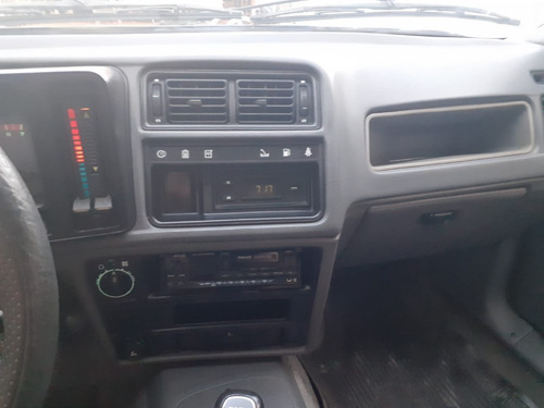 Imagen 12 de 17 de Ford Sierra Guia Sx