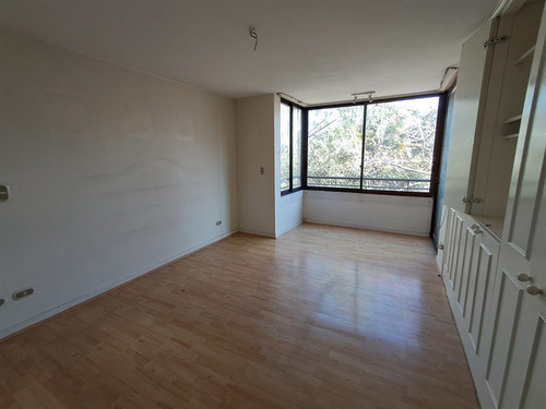 Departamento En Arriendo De 3 Dorm. En Las Condes