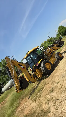Pajarita Caterpillar 420f2 2024
