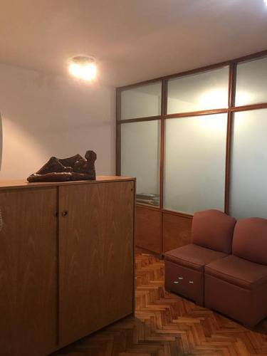 Imagen 4 de 7 de Callao Av. * 600 .. Piso 13. Of. B. Sup. 40m2. Amoblada. Apto Vivienda.