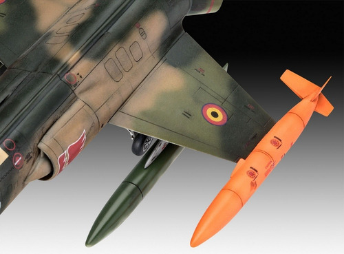 Imagem 3 de 9 de Plastimodelismo Revell Caça Starfigther F-104g Rnaf/baf 1/72
