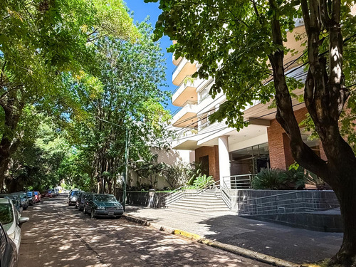 Departamento De 4 Ambientes En Alquiler, Con Balcón , Cochera Y Baulera De 30 M² - Acassuso