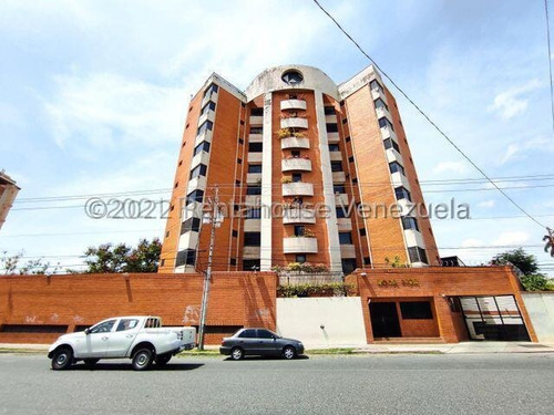 Apartamento En Venta Al Este De Barquisimeto Donde Posee 2 Habitaciones, 2 Baños, 1 Puesto De Estacionamiento Y Vigilancia Las 24 Horas.