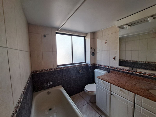 Casa Para Uso Mixto Con Acceso Caletera A 5m De Av Chicureo.