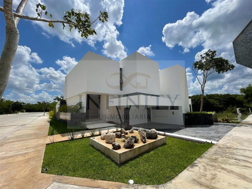 Imagen 4 de 30 de Casa En Venta 4 Recámaras En Privada Con Amenidades-mérida, Yucatán