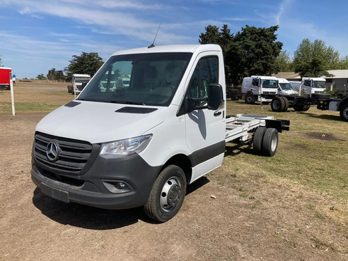 Mercedes-Benz Sprinter 517 CDI Chasis 4325