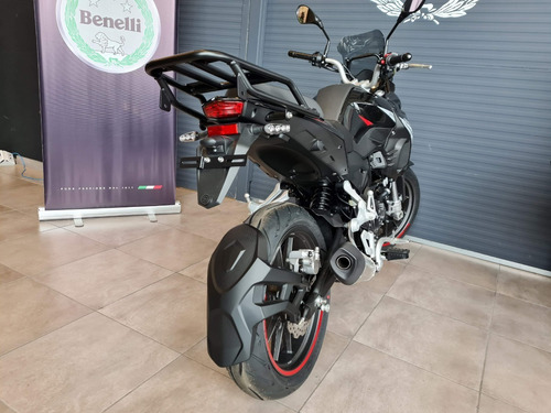 Imagen 4 de 25 de Benelli Trk 251 - No Voge, No Royal Enfield!