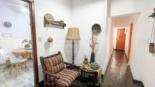 Casa 3 Dormitorios Venta - Carapachay