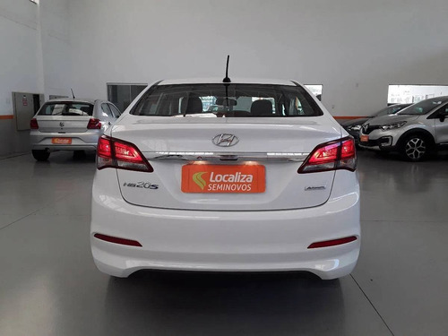 Imagem 4 de 8 de Hyundai Hb20s 1.6 Comfort Plus 16v Flex 4p Automático