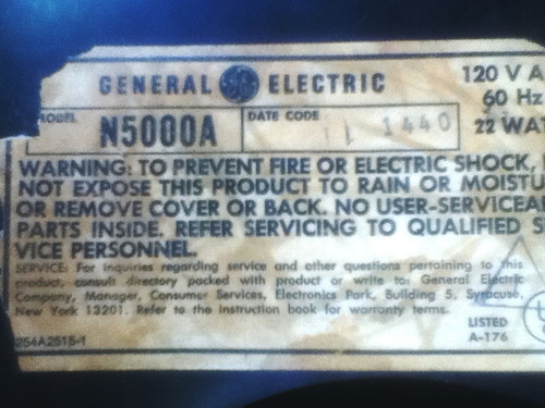 Imagen 4 de 7 de Organo Pequeño Antiguo General Electric Modelo N5000a