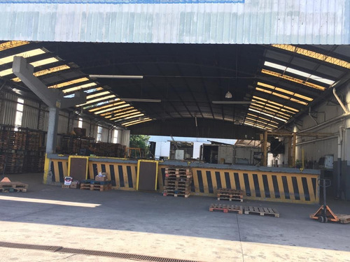 Venta Fabrica Lactosur 44 E/ 137 Y 138