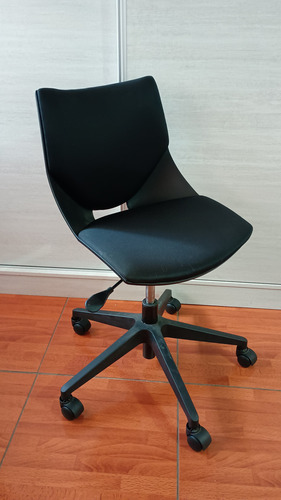 Silla Pc Escritorio - Estilo Bistró - Impecable Negro Tela