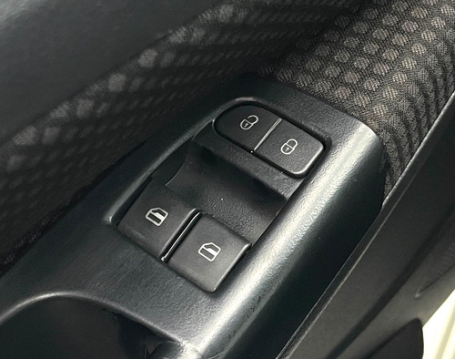 Volkswagen Saveiro Nova Tl Mbvs