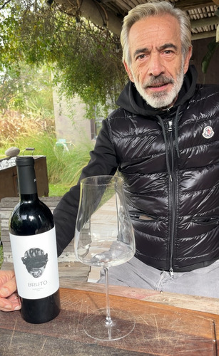 Vino Bruto De Imanol Arias