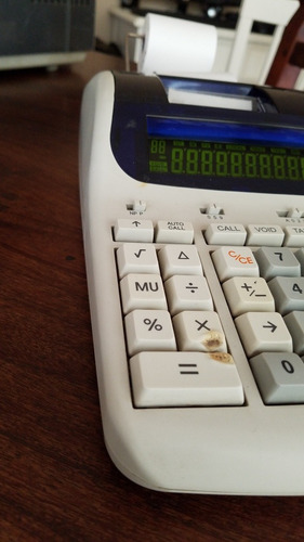 Calculadora Olivetti Logos 662