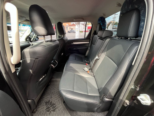 Toyota Hilux 2.8 D-4D TURBO CD SRV 4X4