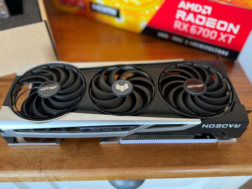 Placa De Video Sapphire Nitro+ Radeon Rx 6700xt Gaming 12gb (Usado)