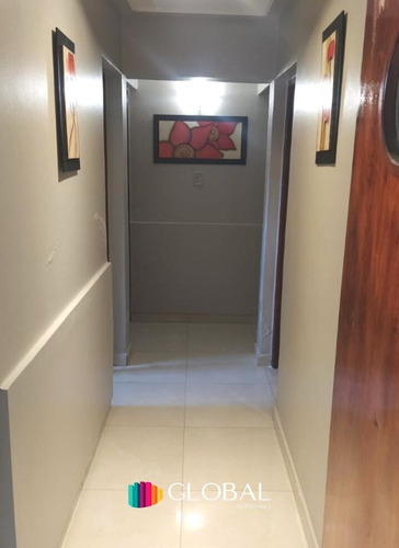Imagen 19 de 23 de Casa - Av. Aconquija