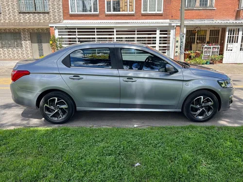 Citroën C-Elysée 1.6 Shine