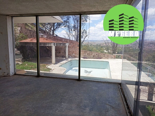 Casa En Venta En Fracc. Los Remedios