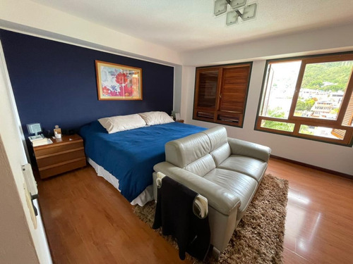 Imagen 14 de 23 de Vendo Apartamento 190m2 3h+s/3.5b+s/3pe Los Chorros