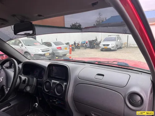 Nissan Frontier 2.4cc MT AA 4x2
