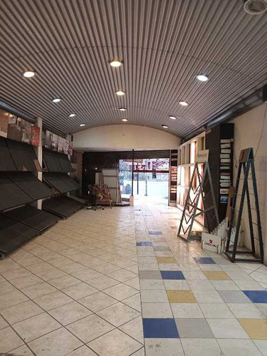 Arriendo Local Comercial A Pasos Del Metro (88875)