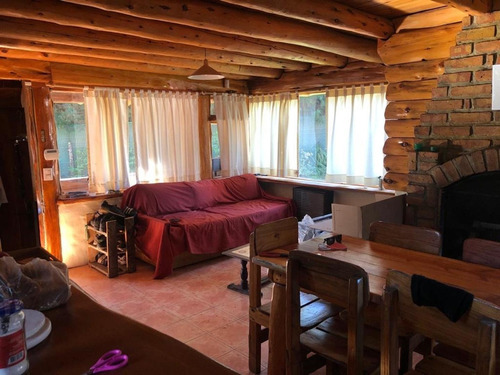 Imagen 7 de 22 de Complejo De Dos Casas Y Un Departamento