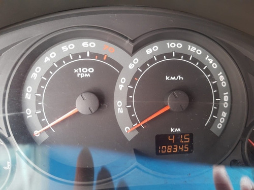 Imagem 6 de 9 de Chevrolet Celta 2009 1.0 Spirit Flex Power 3p 77 Hp