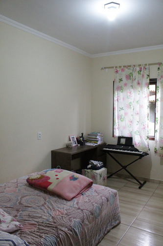 Imagem 16 de 27 de Chácara Em Pirabeiraba | 1 Suíte Master + 02 Dormitórios | Piscina | Edicula Com Área De Festas - Sa02334 - 71007661