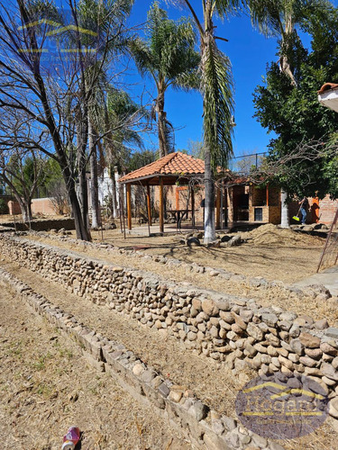 Finca Campestre En Venta, Fracc Huertos Del Rocio, León, Gto