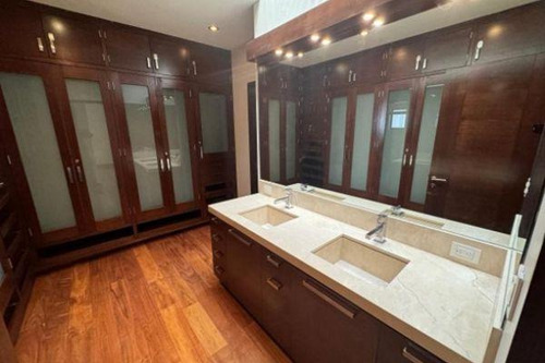 Casa En Venta, Bosque De Las Lomas,miguel Hgo.cdmx Yr05 -ru