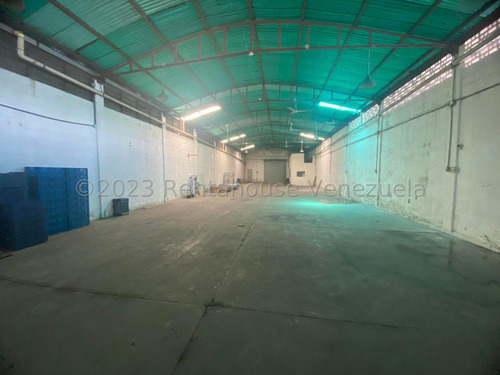 Galpón En Venta Santa Rosa Brm