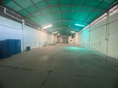 Galpón En Venta Santa Rosa Brm