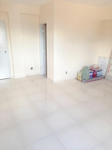 Kitnet Com 1 Dormitório À Venda, 38 M² Por R$ 170.000,00 - Cambuí - Campinas/sp - Kn0041