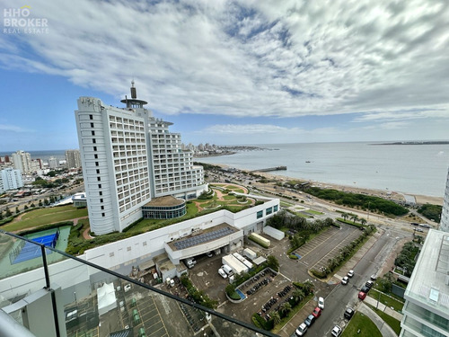 Imagen 1 de 30 de Departamento En Venta. Vista Al Mar. Playa Mansa. - Punta Del Este Mansa