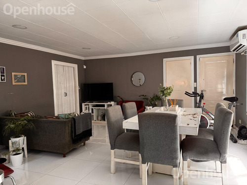 Venta De Casa En Barrioparque Matheu