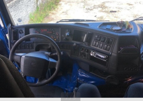 Imagem 9 de 9 de Volvo Fh 460 6x2 T - 2012/2012 - I Shift / Câmbio Automático