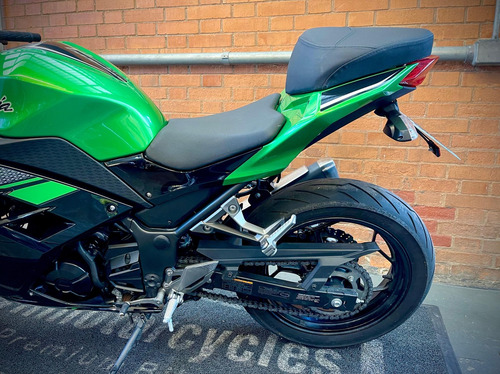 Kawasaki Ninja 300
