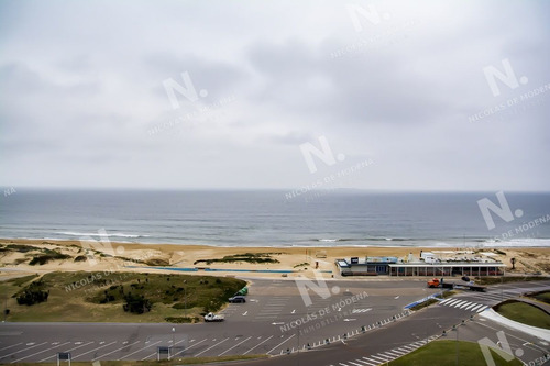 Imagen 8 de 28 de Apartamento En Venta De 3 Dormitorios En Edificio Imperiale. - Punta Del Este Brava