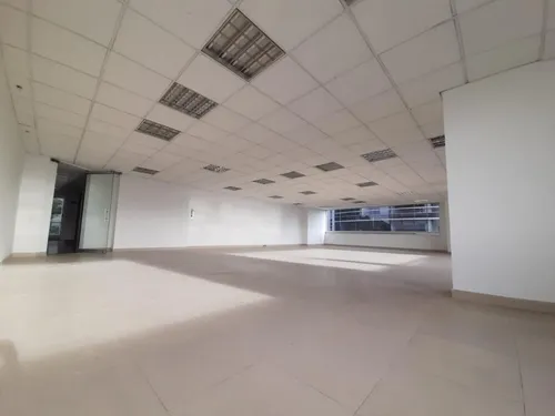 Oficina En Arriendo/venta En North Point. Cod A1038793